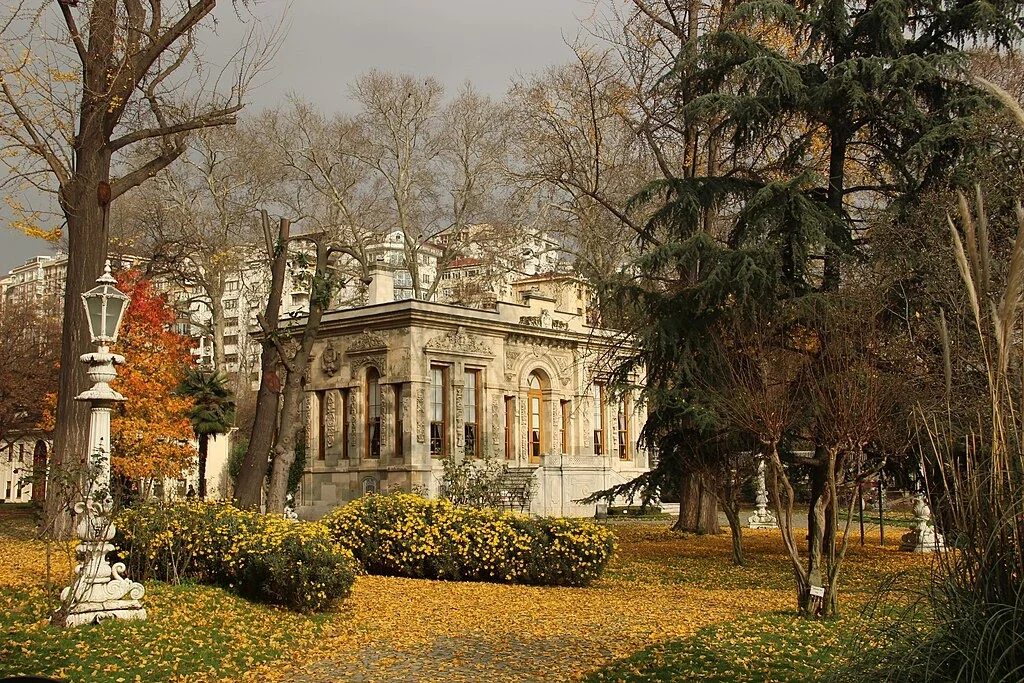 Exclusive Palace Tours in Istanbul - VIP Heritage Experiences