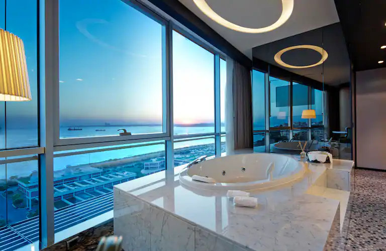 دبل تري باي هيلتون إسطنبول – مودا