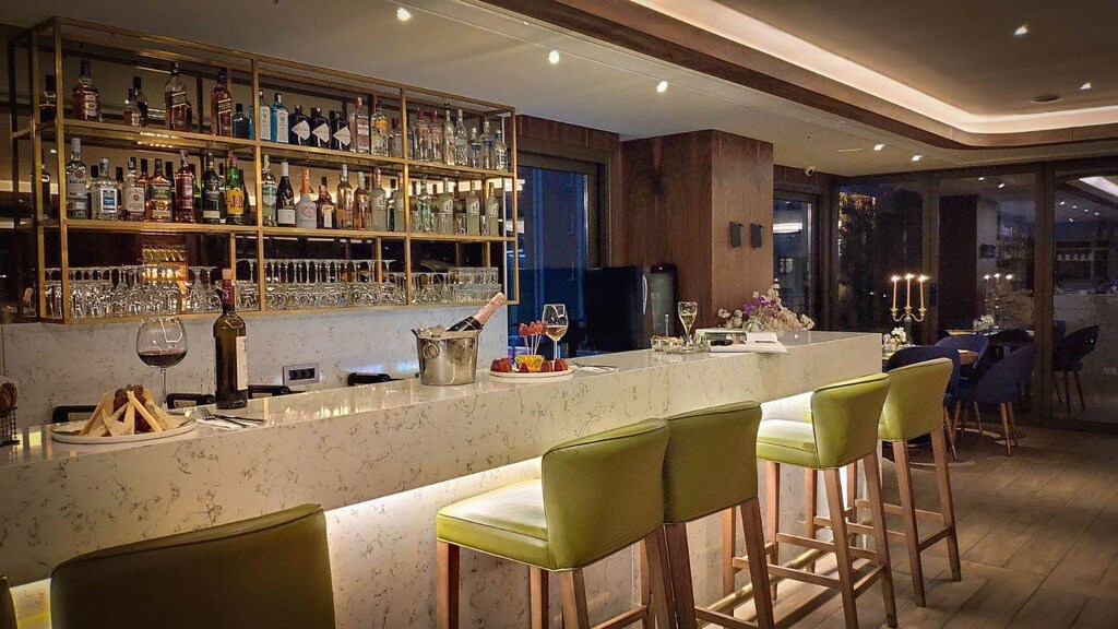 أجنحة تي زد إل