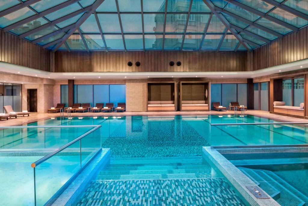 فندق رينسانس إسطنبول بولات البوسفور