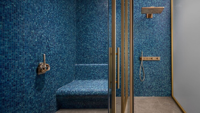 Royal Griffin Three Bedroom Suite with Living Room